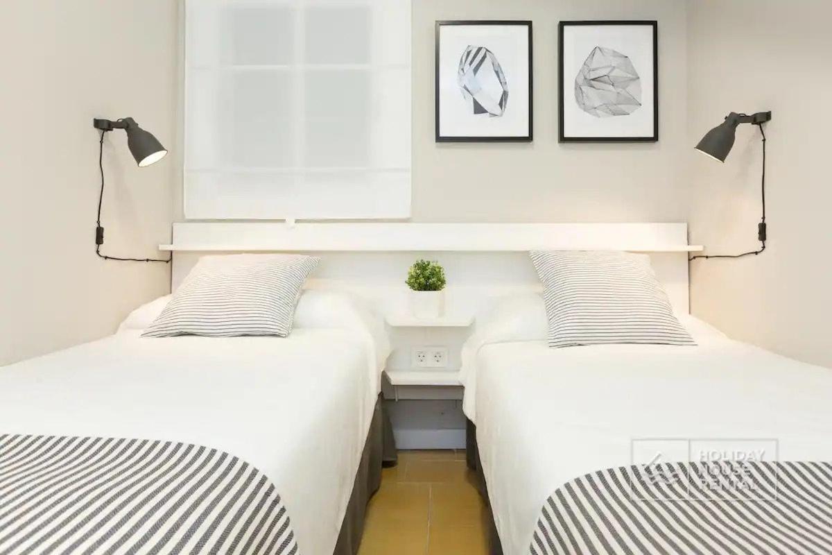 Cosy 3-Bedroom Apartment For 6-8 People Just 50M From The Beach Salou Esterno foto